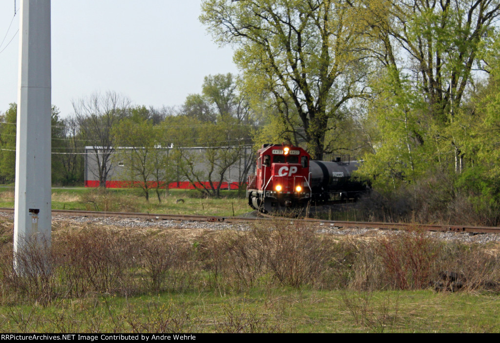 CP 4437 shoves into the spur from the "Old Line"